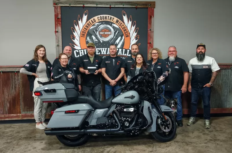 Chippewa Falls Harley Davidson Accepts Gold Premier Service Award 2
